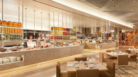  凱薩宮自助餐