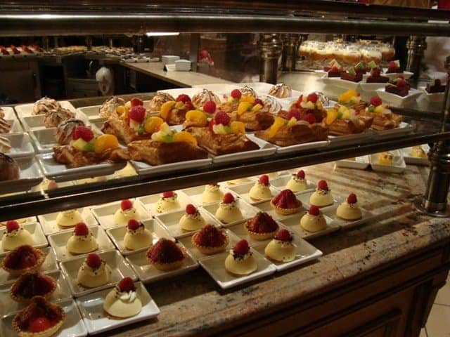百樂宮自助餐